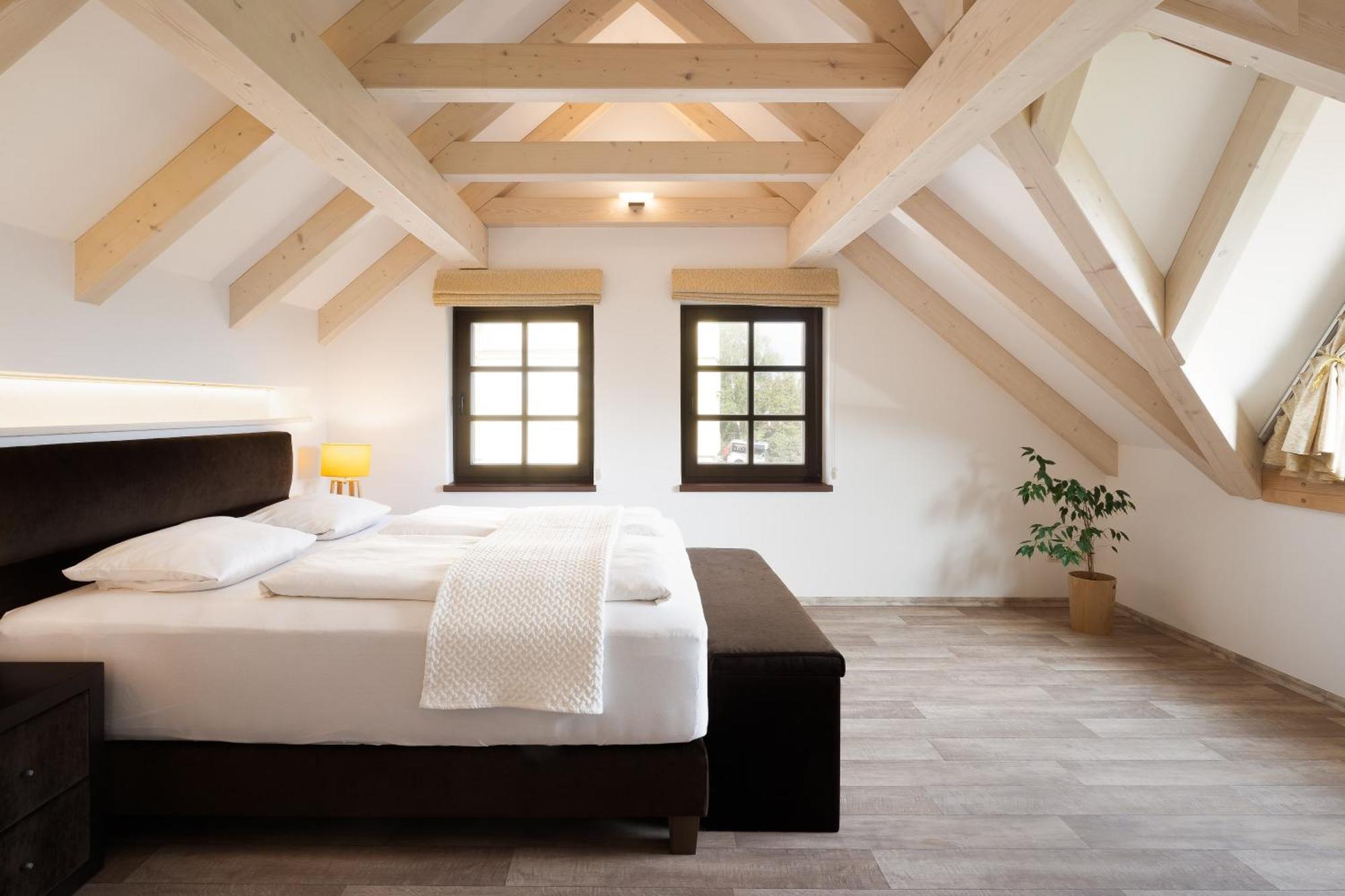 Apartmány Na Seníku Třeboň Esterno foto