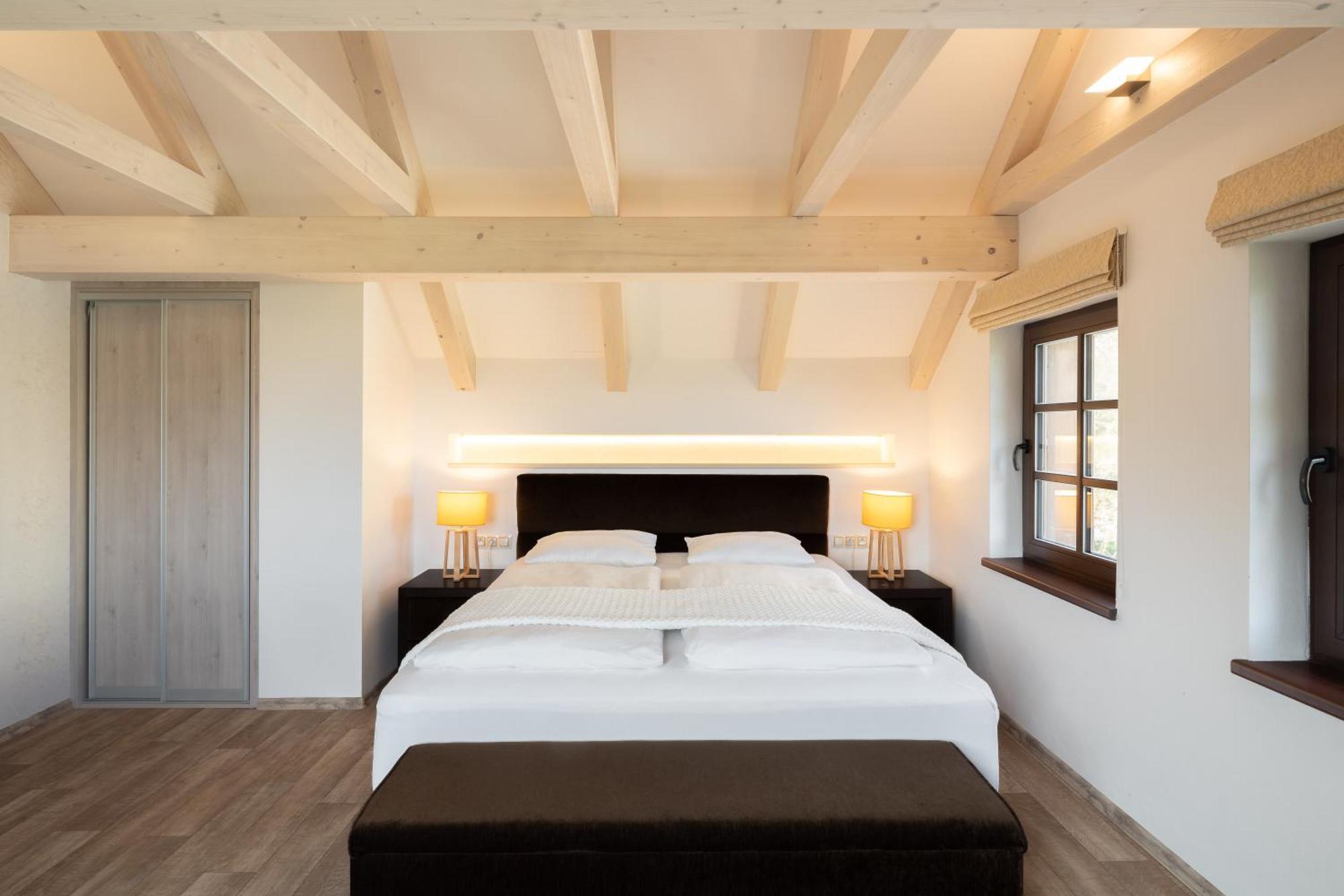 Apartmány Na Seníku Třeboň Esterno foto