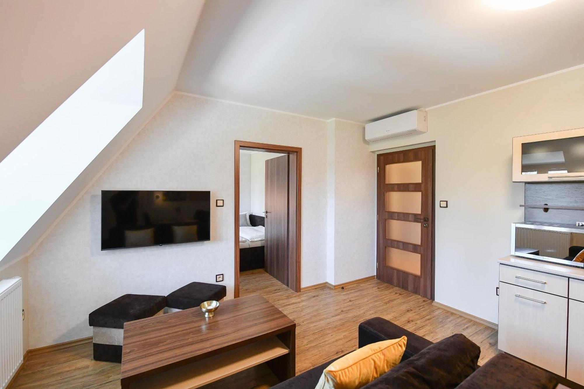 Apartmány Na Seníku Třeboň Esterno foto